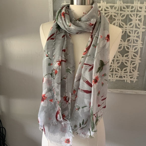 Gray floral and bird, print, scarf, gauzy and lightweight - Picture 3 of 3